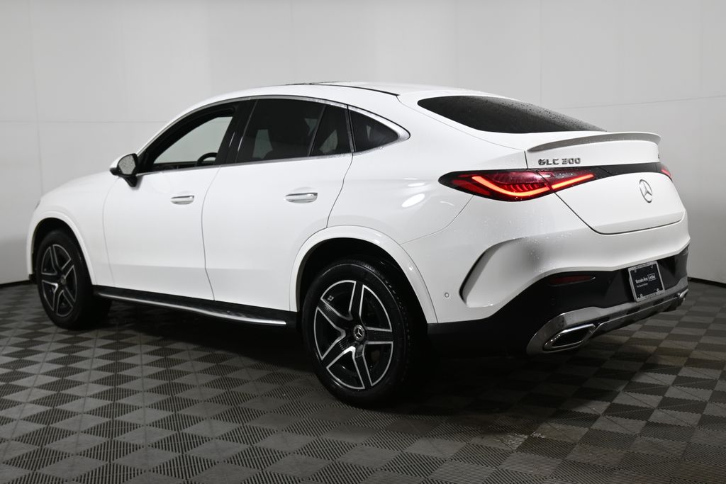 Thumbnail: 2025 Mercedes-Benz GLC - 8