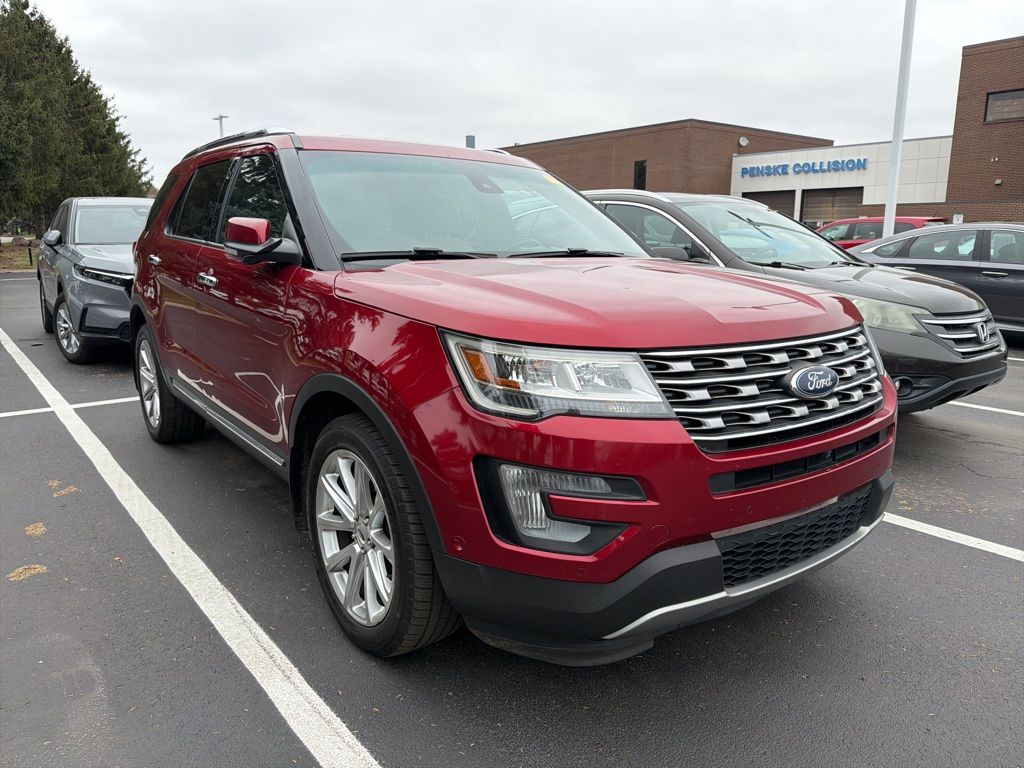 Thumbnail: 2016 Ford Explorer - 4