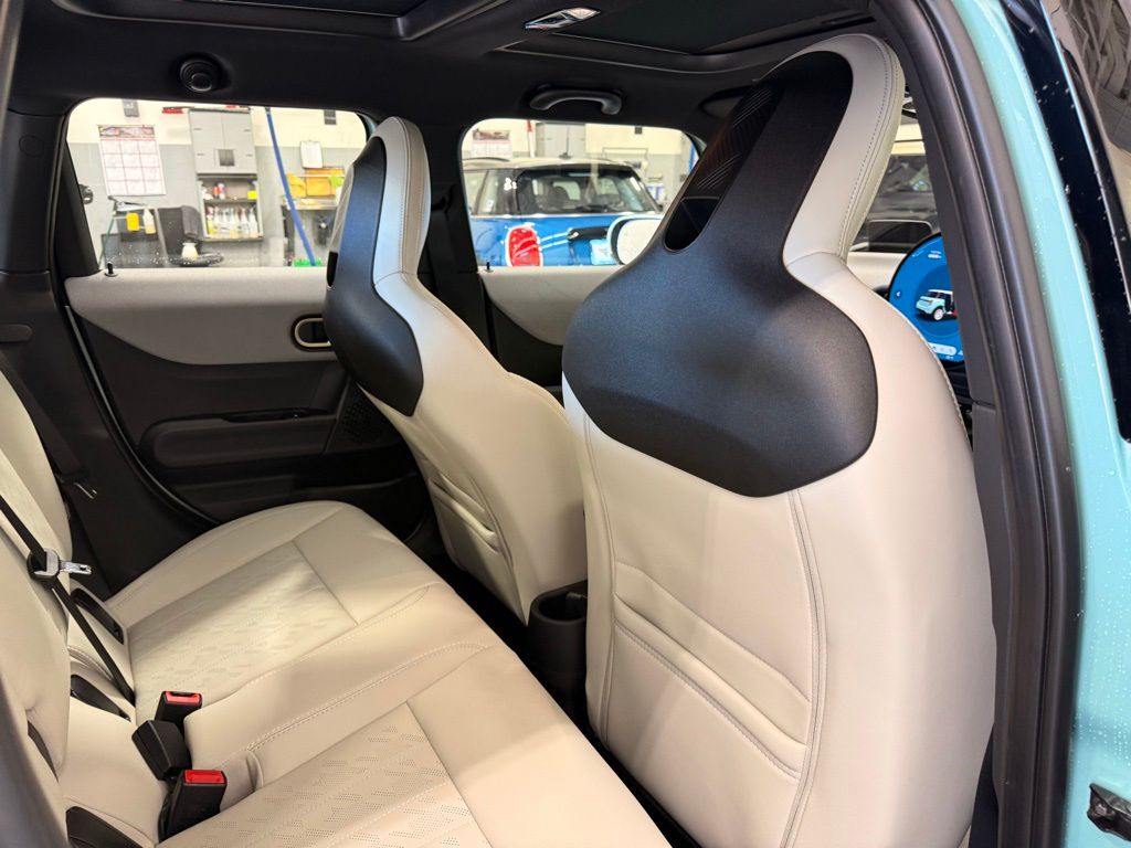 Thumbnail: 2026 MINI Cooper - 25