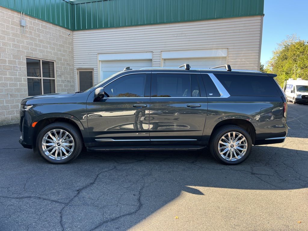 Thumbnail: 2022 Cadillac Escalade - 8