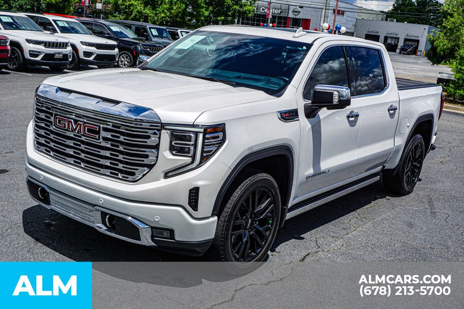 Used 2024 White GMC Denali image 16