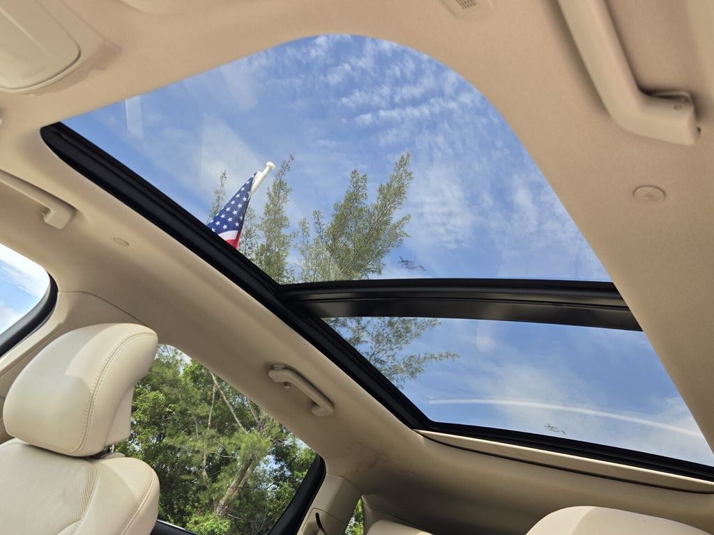 2019 Lincoln Nautilus - $15,475