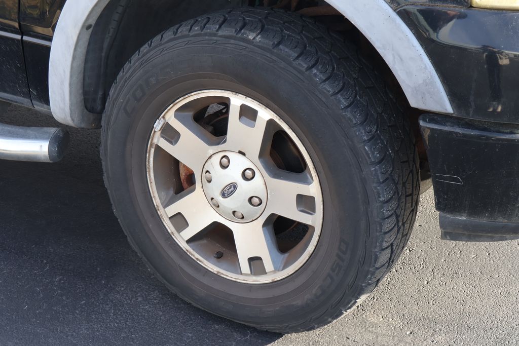 Thumbnail: 2005 Ford F-150 - 5