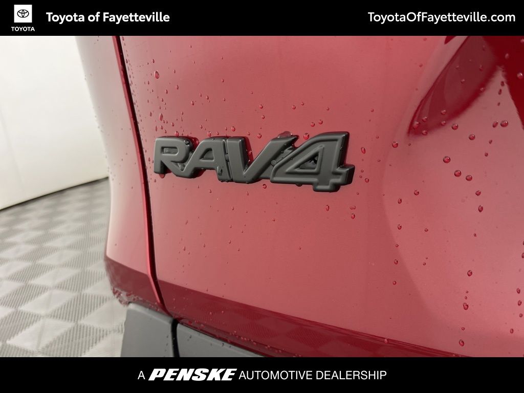 2025 Toyota RAV4 XLE Premium 19