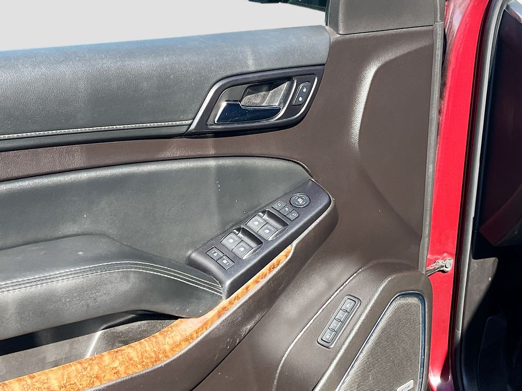 Used 2016 Red Chevrolet LTZ image 18