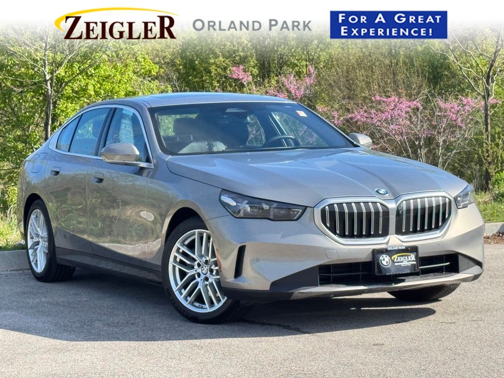 Oxide Gray Metallic 2024 BMW 5 Series Sedan All-Wheel Drive 8-Speed Automatic
