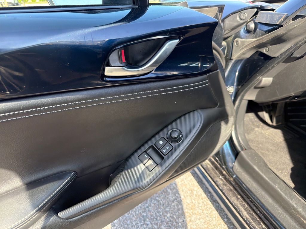 Used 2025 Mazda MX-5 Miata RF Grand Touring 2D Convertible