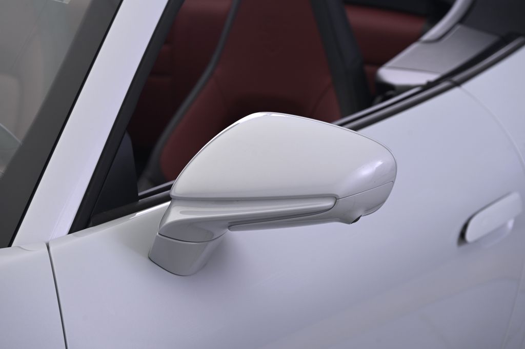 Thumbnail: 2025 Porsche 911 - 17