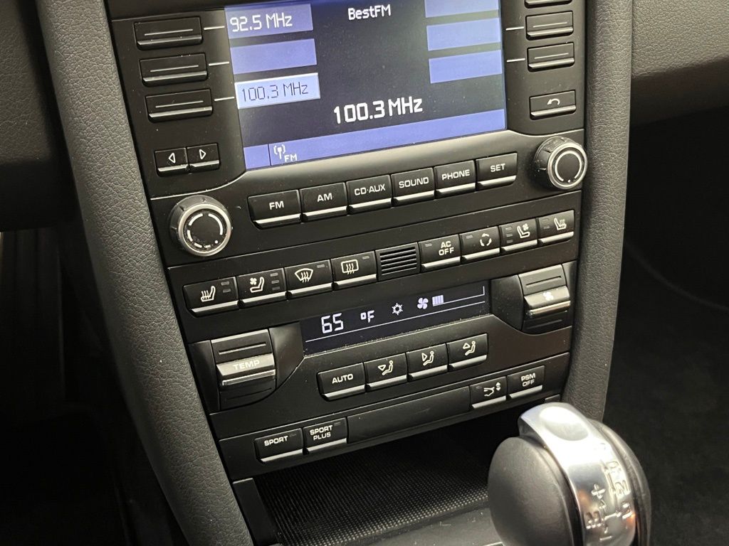 2011 Porsche Cayman S 14