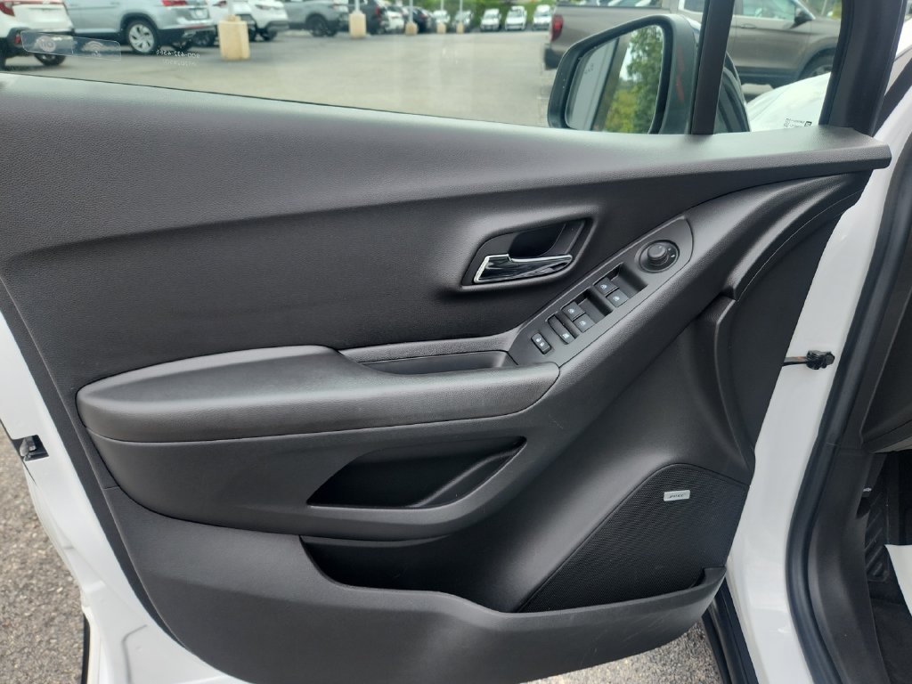 2020 Chevrolet Trax LT - 10