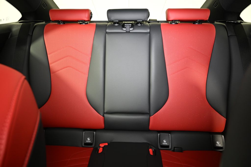 Thumbnail: 2025 BMW 2 Series - 25