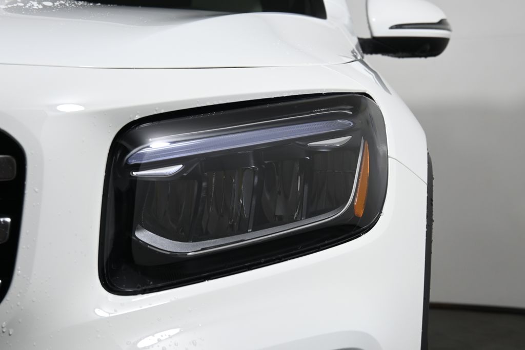 Thumbnail: 2026 Mercedes-Benz GLB - 10