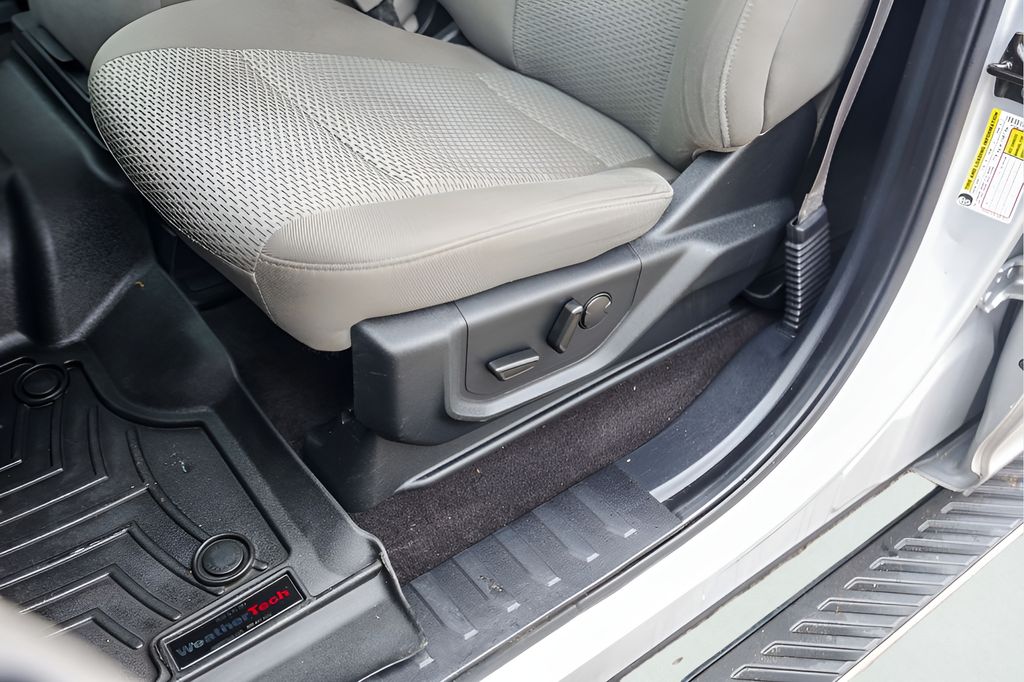 Used Car 2019 Ford F-150  Xlt For Sale Under $25,000 In Austin, Texas