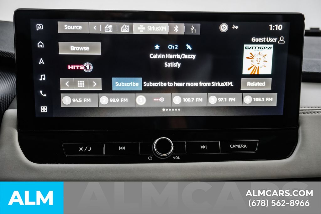 Used 2025 White Mitsubishi SE image 36