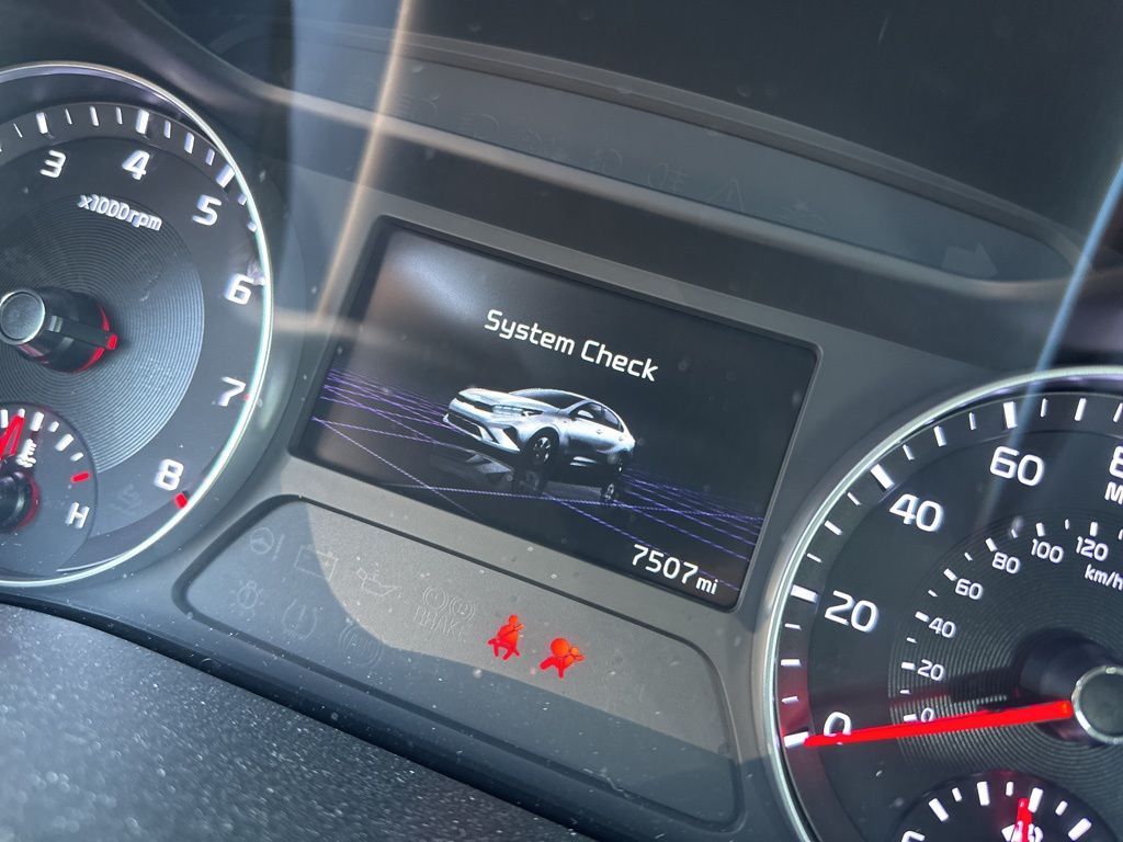 Thumbnail: 2022 Kia Forte - 10