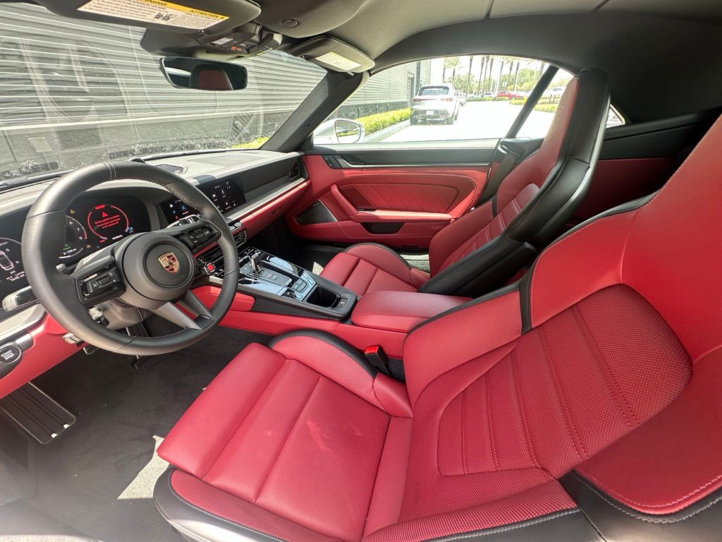 Thumbnail: 2025 Porsche 911 - 4