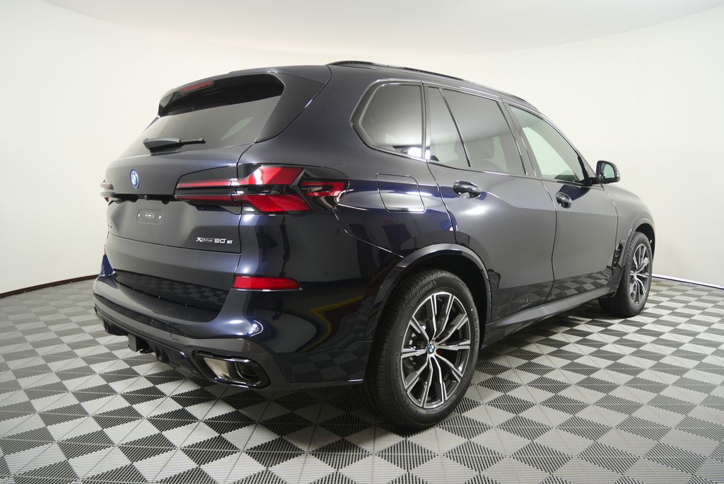 Thumbnail: 2026 BMW X5 - 3
