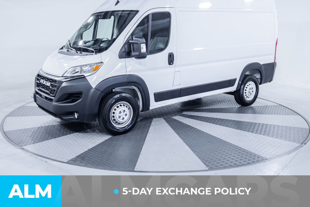 Used 2025 White Ram High Roof image 3