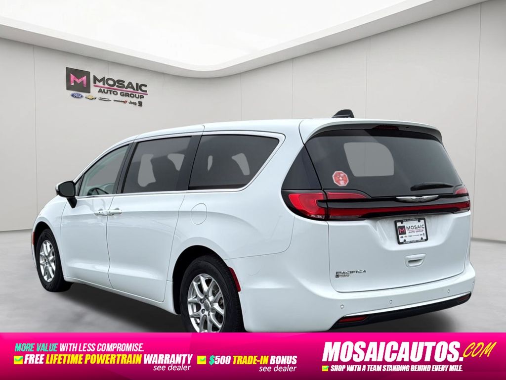 2023 Chrysler Pacifica