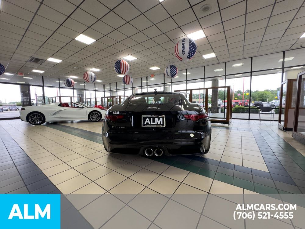 2023 Volvo XC40 Plus photo 44