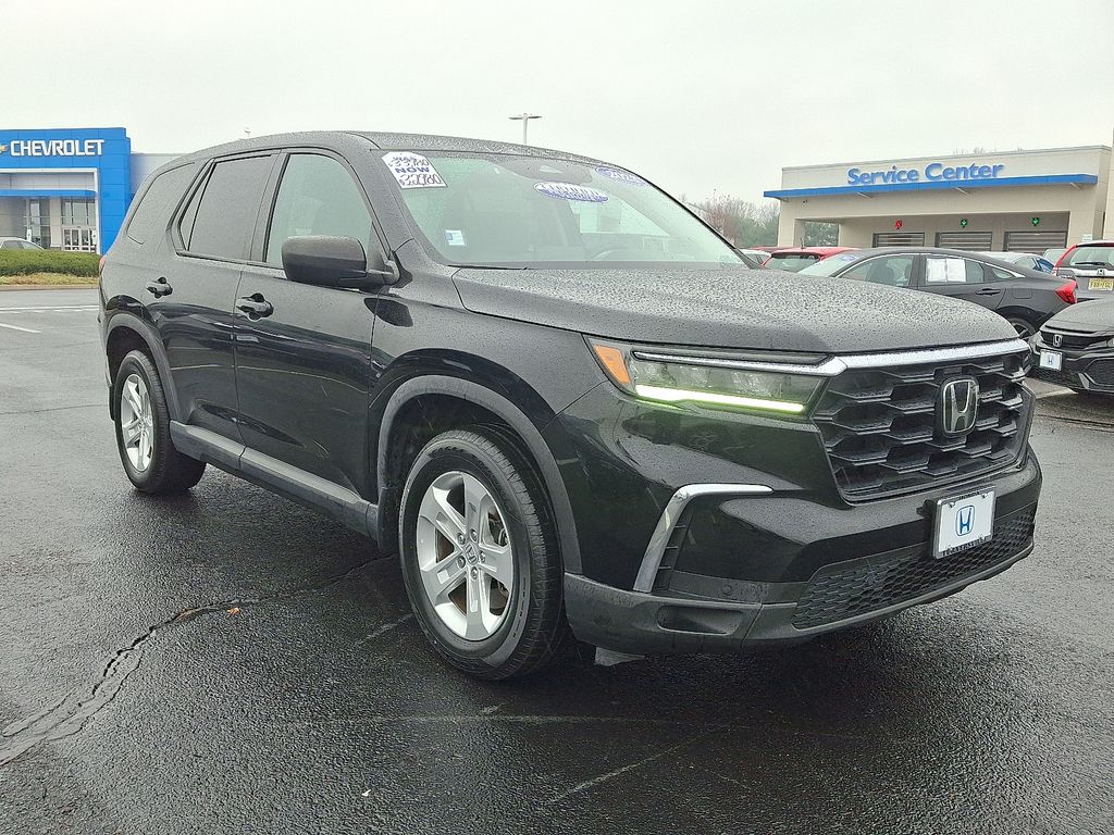 Thumbnail: 2023 Honda Pilot - 3