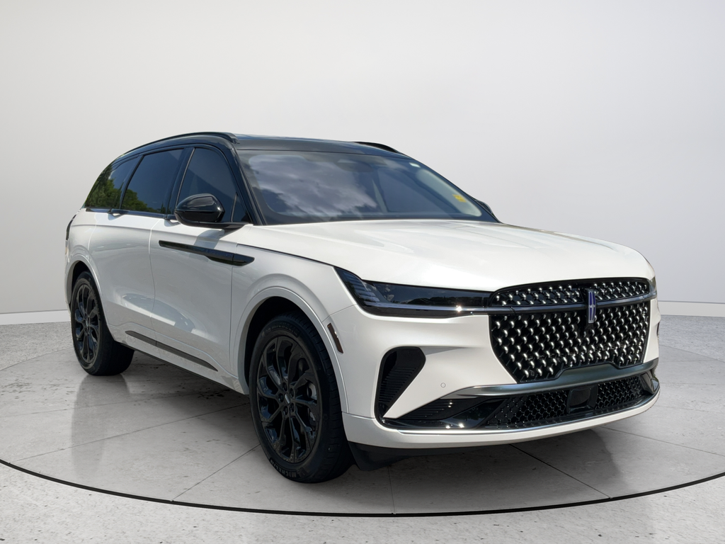 White Platinum Clearcoat Metallic 2025 Lincoln Nautilus SUV / Crossover All-Wheel Drive Continuously Variable Transmission