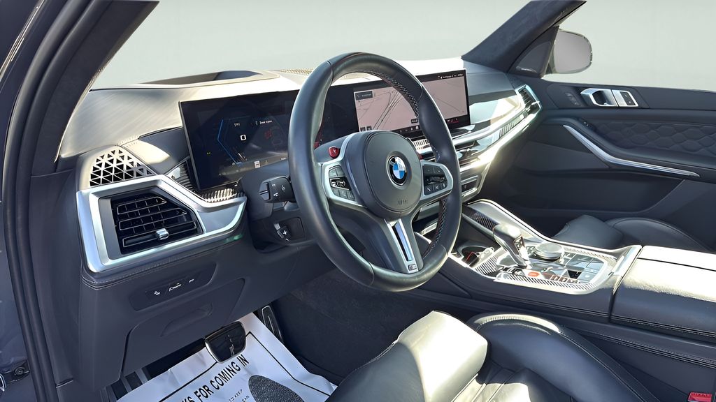 2025 BMW X5 M
