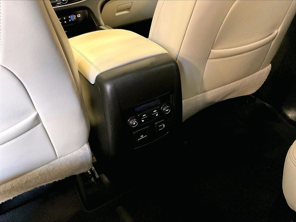 2023 Buick Enclave — photo 29
