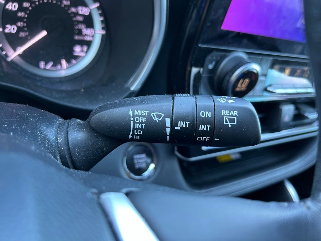 Thumbnail: 2023 Toyota Highlander - 22