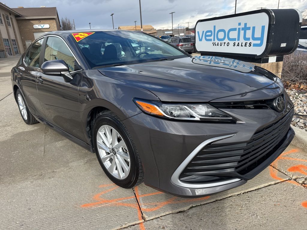 2023 Toyota Camry LE FWD