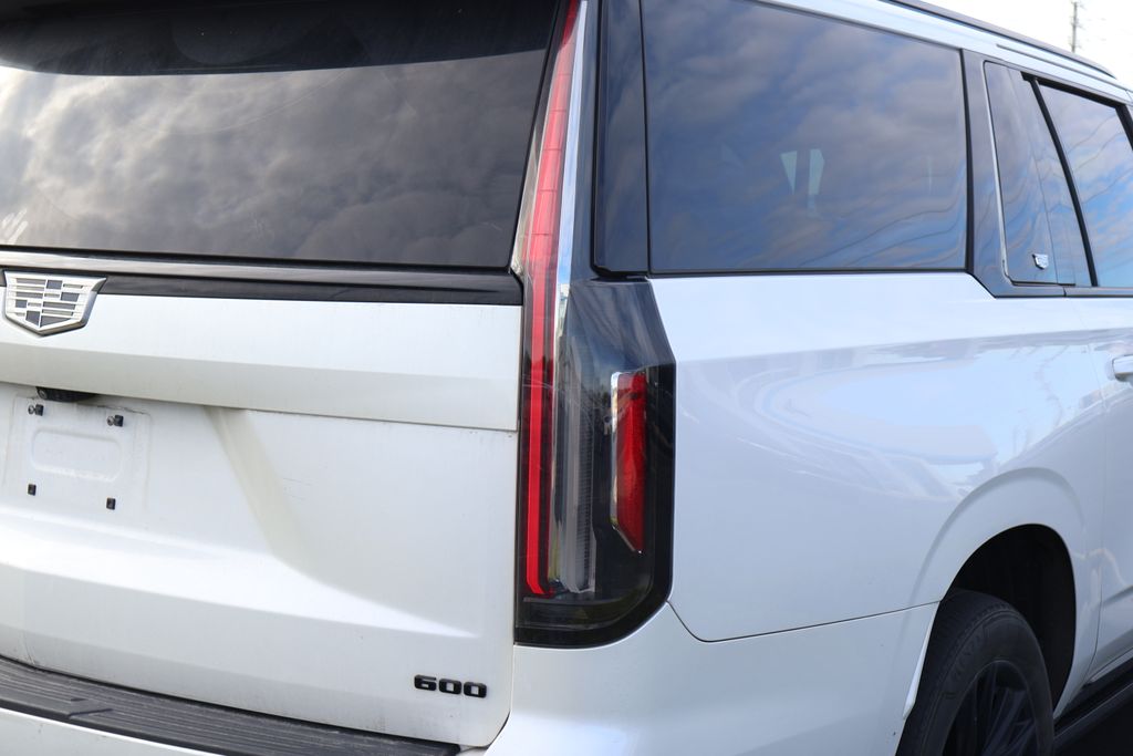 2021 Cadillac Escalade ESV Sport 9