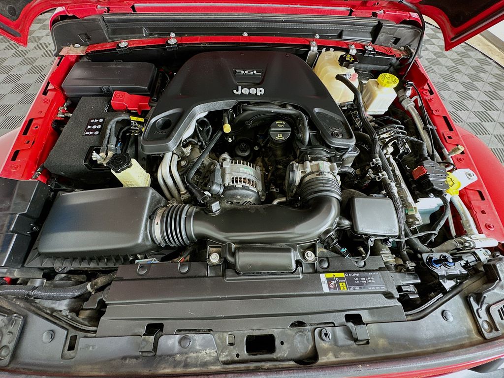 Thumbnail: 2020 Jeep Gladiator - 29