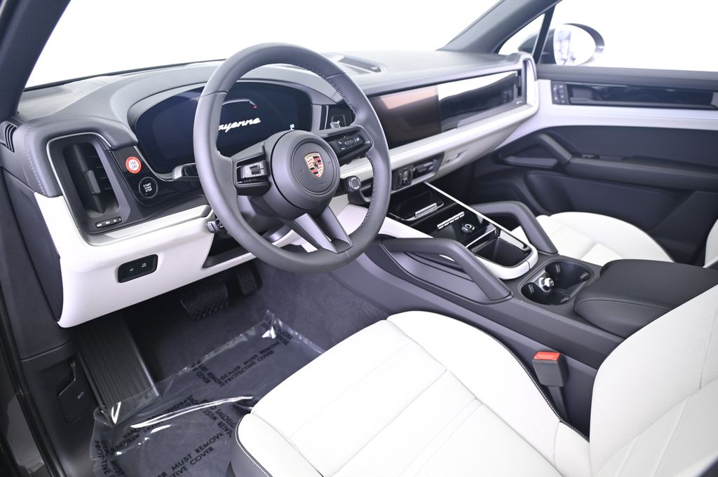 Thumbnail: 2025 Porsche Cayenne - 28