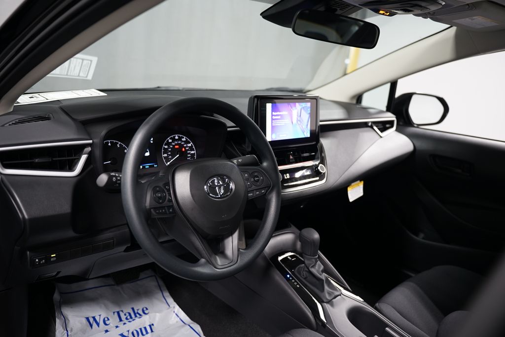 2025 Toyota Corolla LE 11
