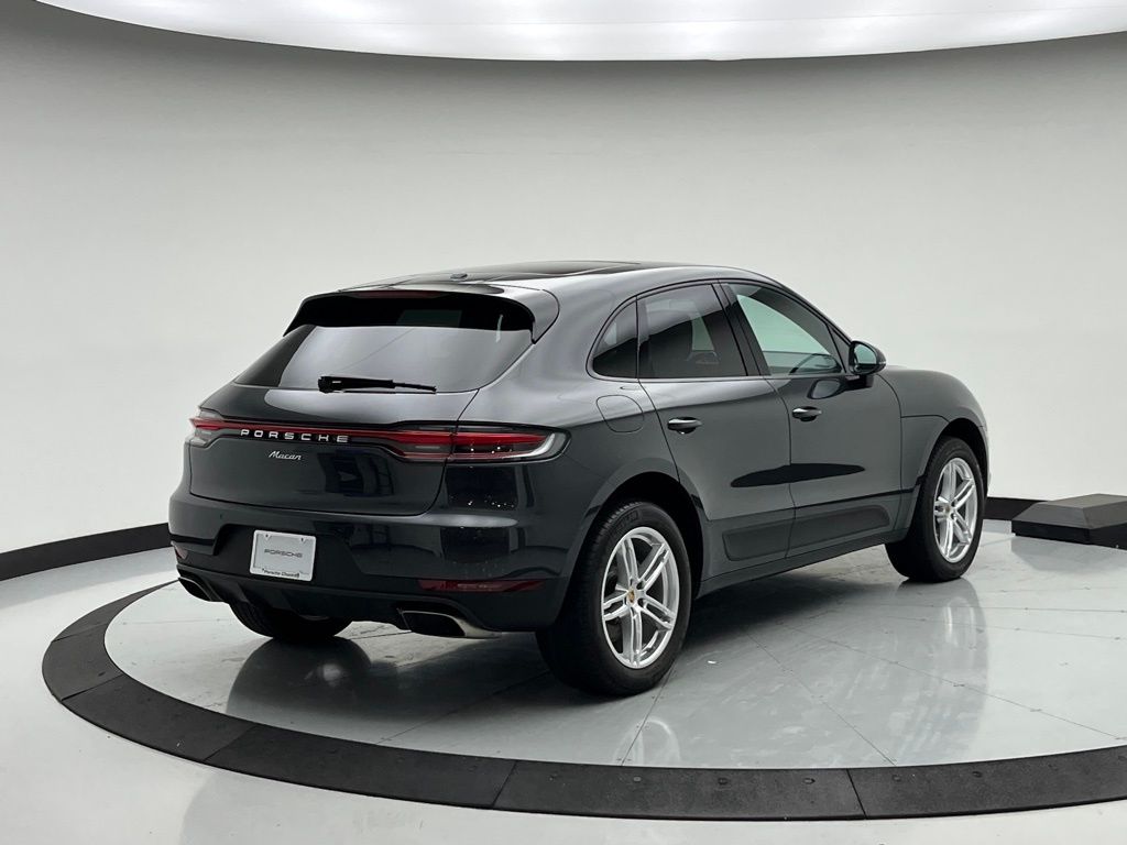Thumbnail: 2021 Porsche Macan - 7