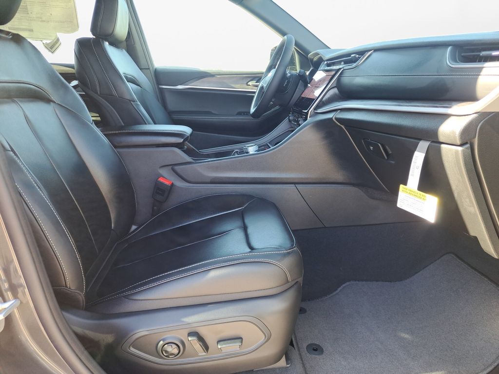 New Car 2025 Jeep Grand Cherokee L  Limited For Sale Under $50,000 In Austin, Texas