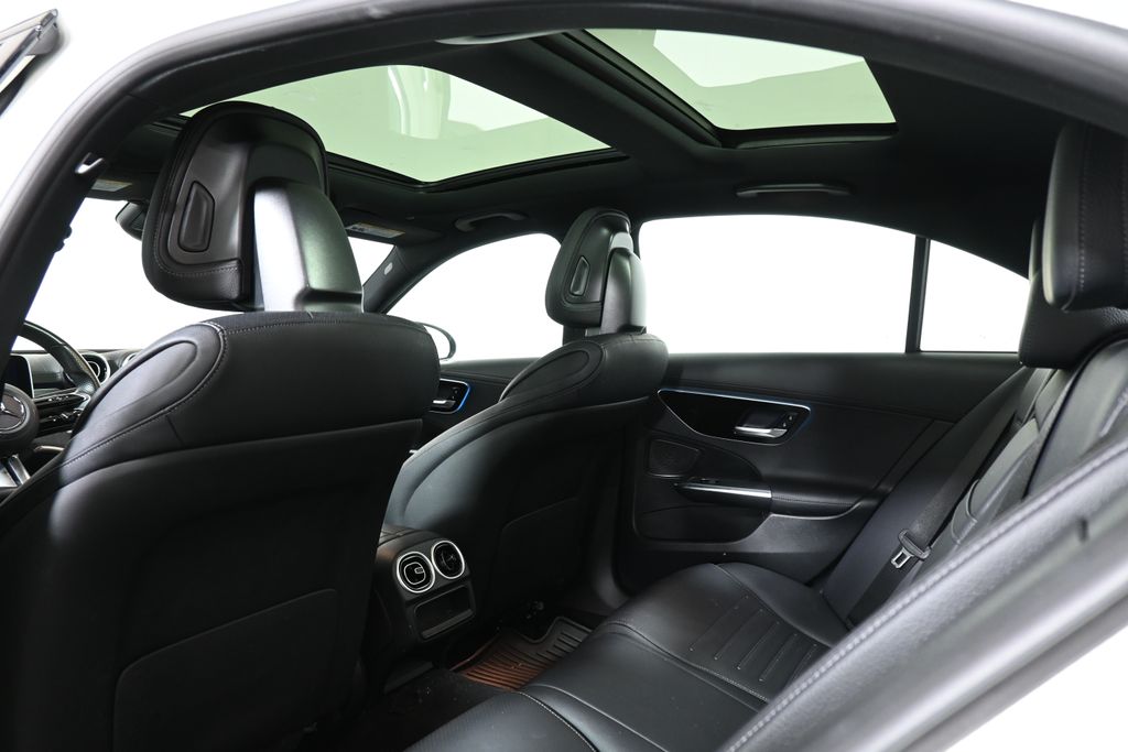 Thumbnail: 2022 Mercedes-Benz C-Class - 31