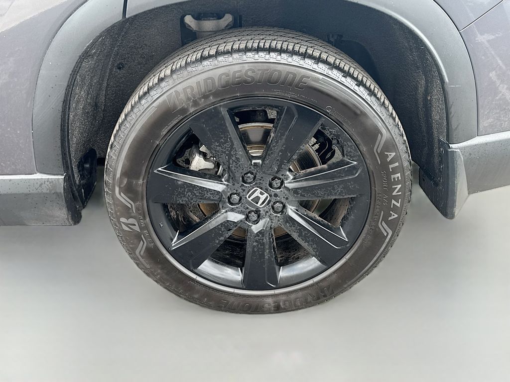 Used 2025 Gray Honda Black Edition image 34