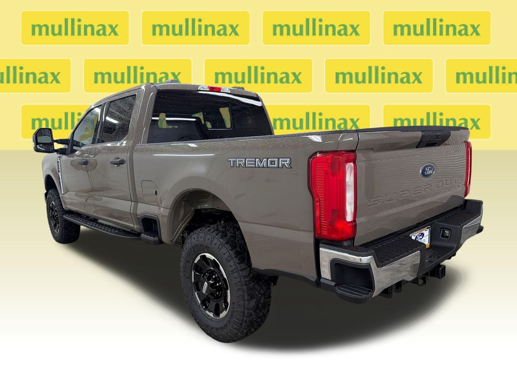 New 2026 Gray Ford XLT image 9