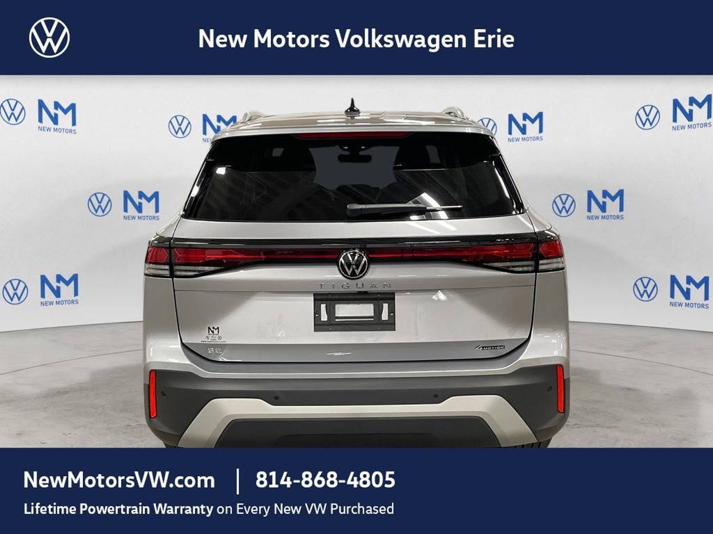 New 2026 Silver Metallic Volkswagen 2.0T SE image 3