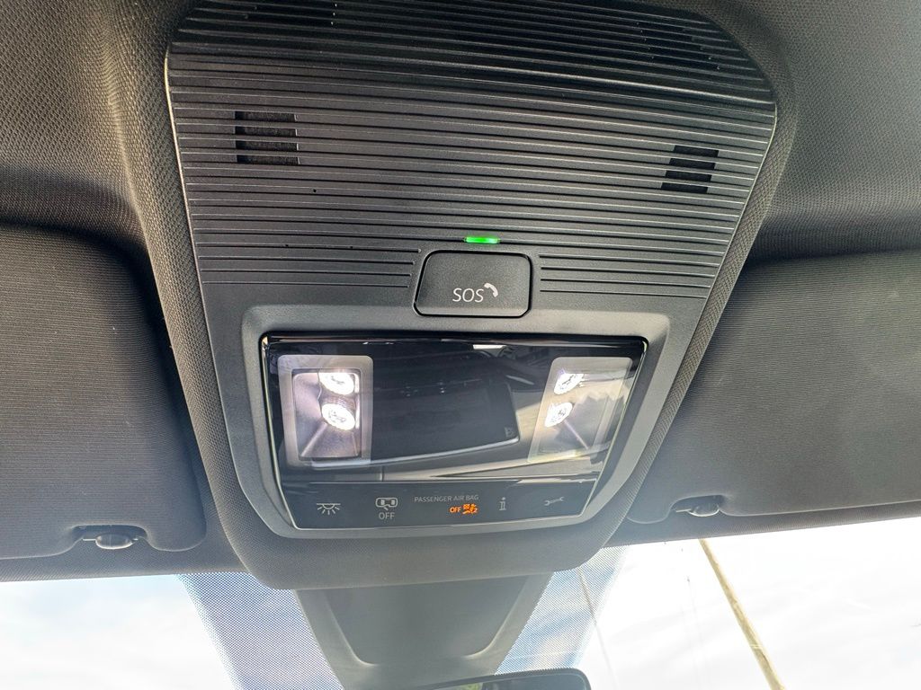 Used 2025 Volkswagen Atlas Cross Sport SUV
