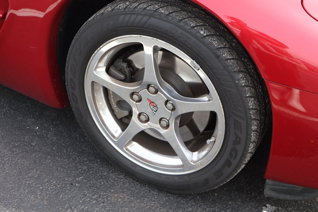 Thumbnail: 2002 Chevrolet Corvette - 5