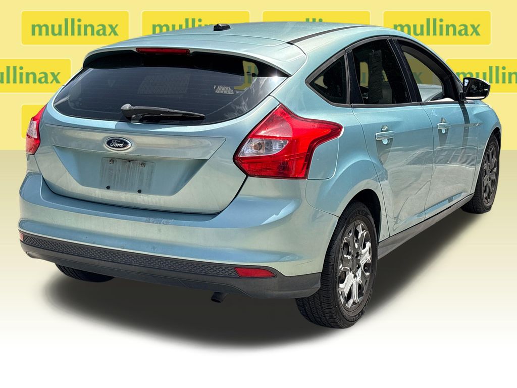 Used 2012 Green Ford SE image 4