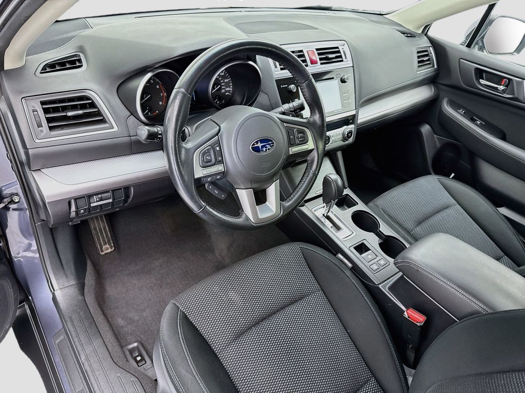 Thumbnail: 2015 Subaru Outback - 9