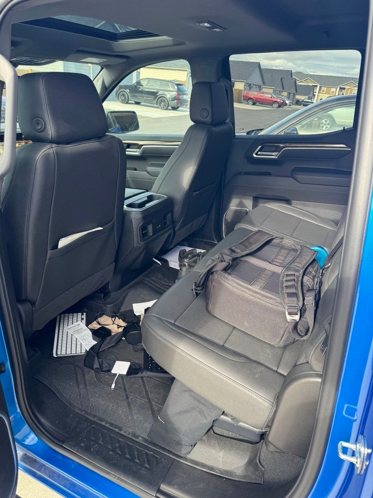 2025 Chevrolet Silverado 1500 RST Crew Cab 4WD