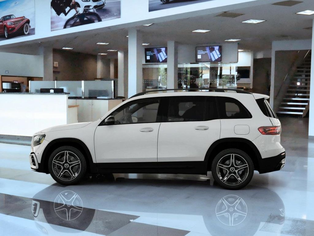 Thumbnail: 2026 Mercedes-Benz GLB - 32