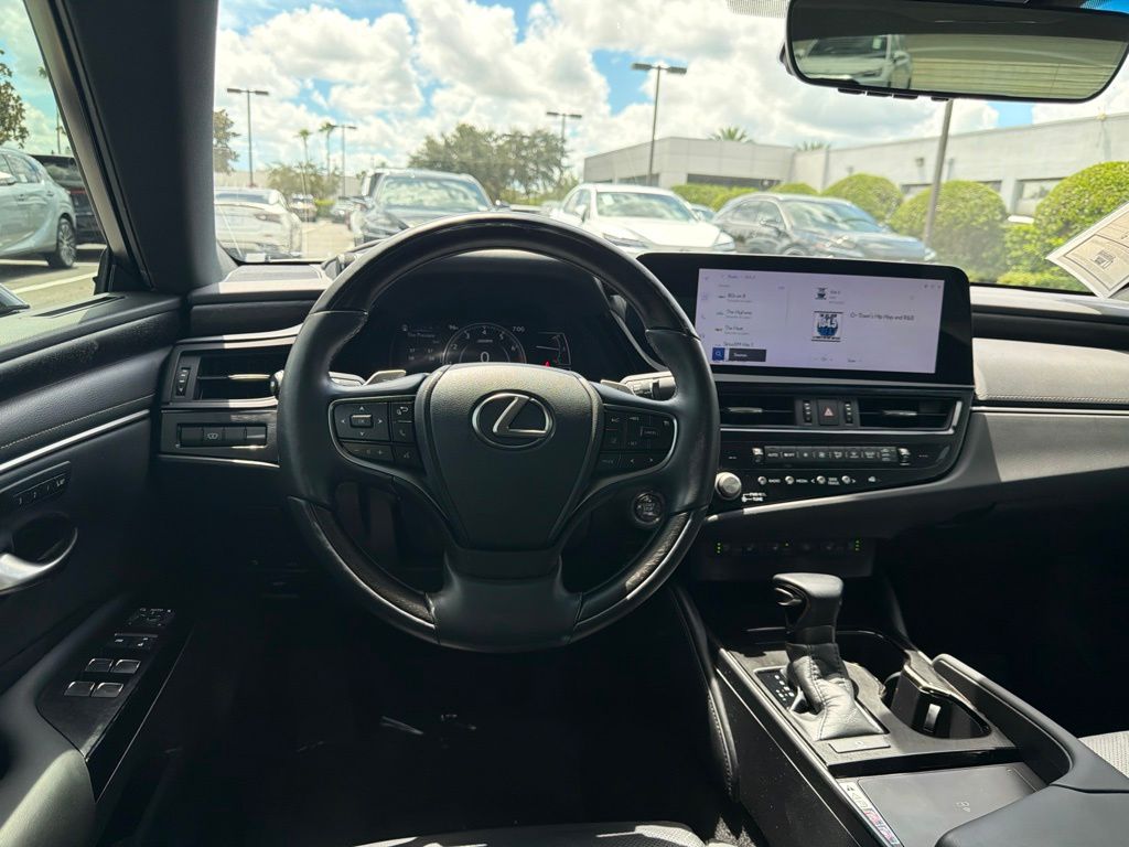 Thumbnail: 2024 Lexus ES - 20