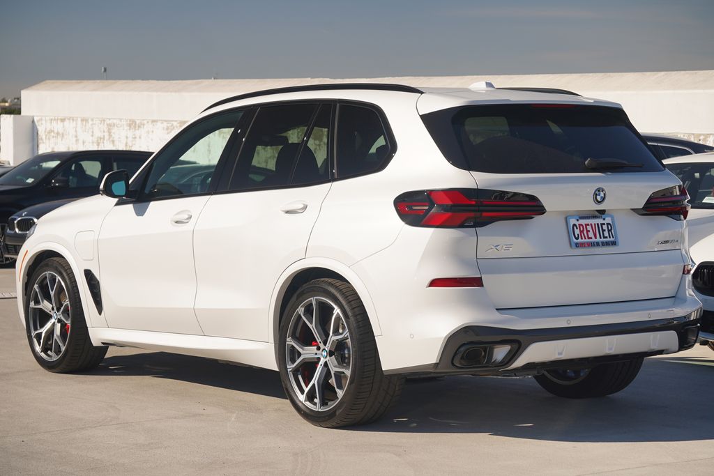 Thumbnail: 2026 BMW X5 - 8