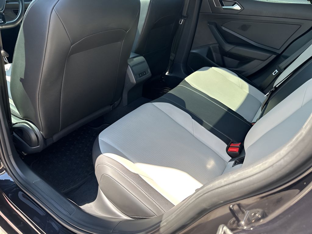 Used Car 2019 Volkswagen Jetta  R-line For Sale In Austin, Texas