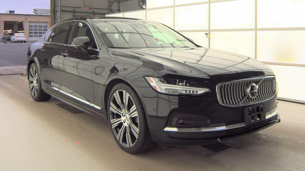 Onyx Black Metallic 2025 Volvo S90 B6 Plus AWD Sedan All-Wheel Drive Automatic